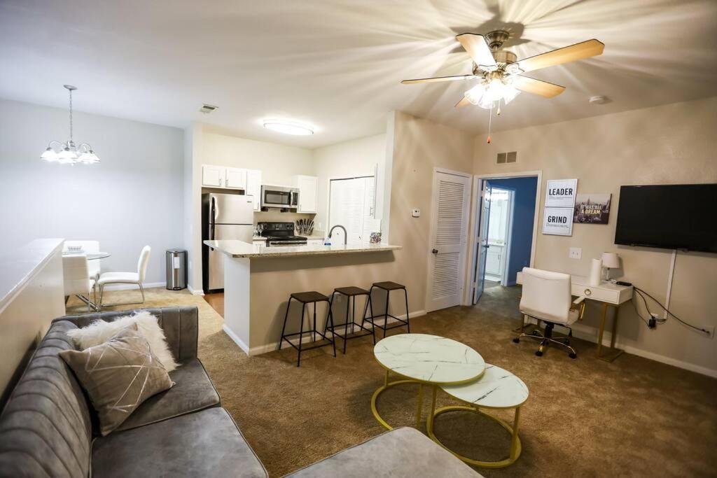 Appartement Lux 2Bd 2Ba Minutes From The Water à Pensacola Extérieur photo
