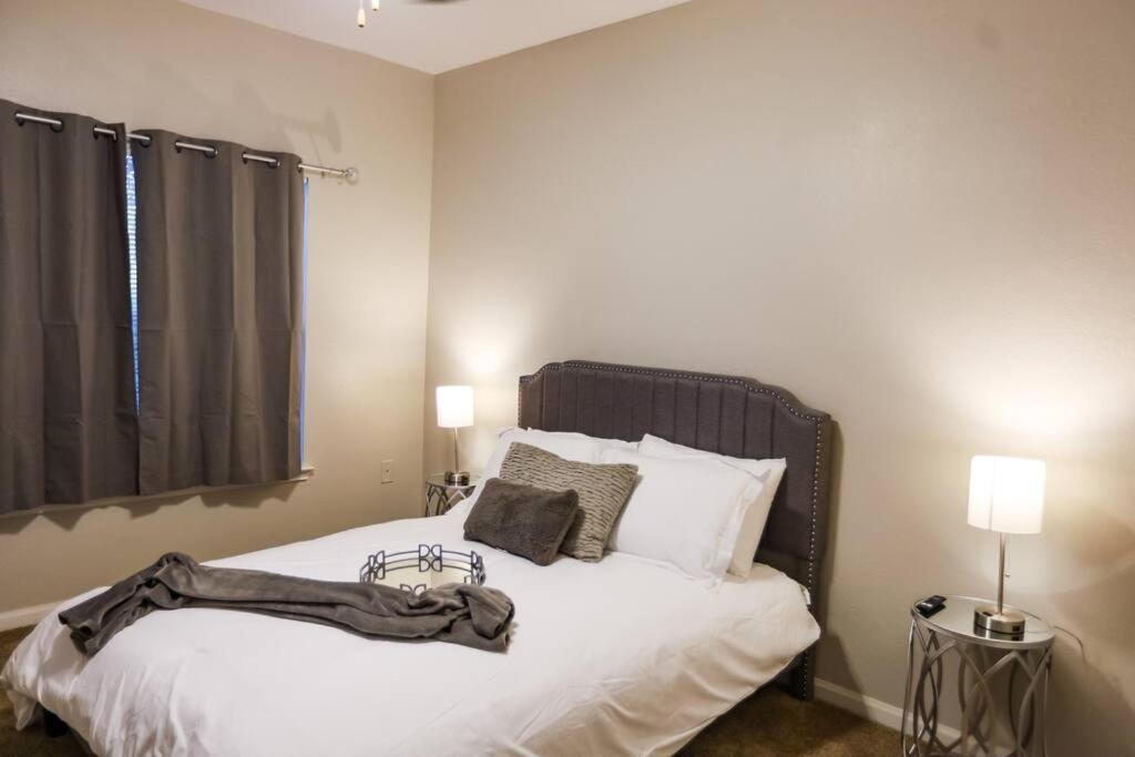 Appartement Lux 2Bd 2Ba Minutes From The Water à Pensacola Extérieur photo