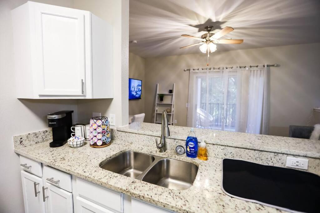 Appartement Lux 2Bd 2Ba Minutes From The Water à Pensacola Extérieur photo