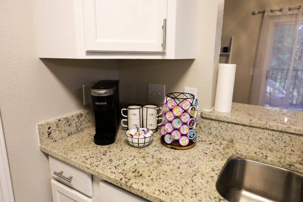 Appartement Lux 2Bd 2Ba Minutes From The Water à Pensacola Extérieur photo